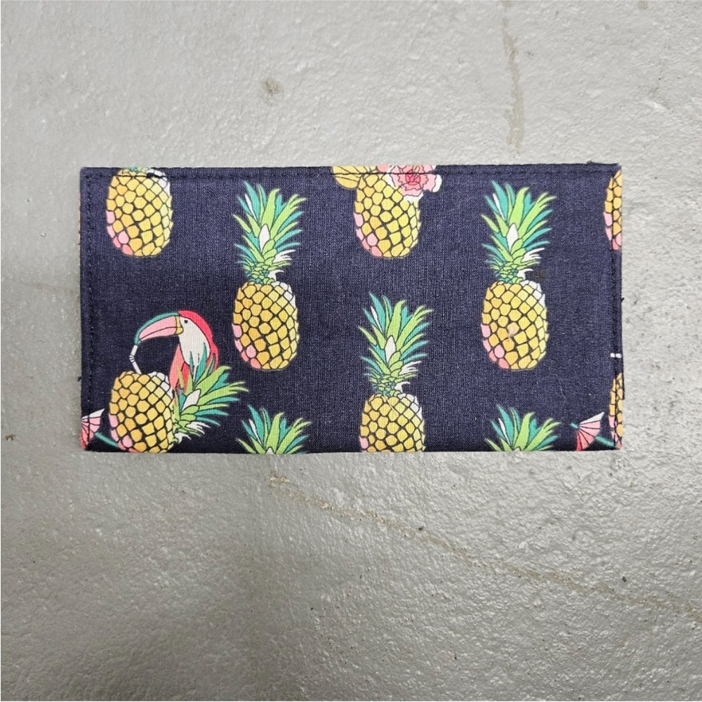 Tropical Pineapple Print Wallet NWT